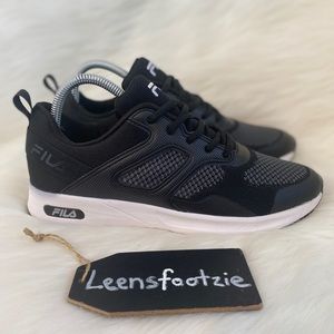 Fila Women’s Frame V6 Athletic Running Shoe